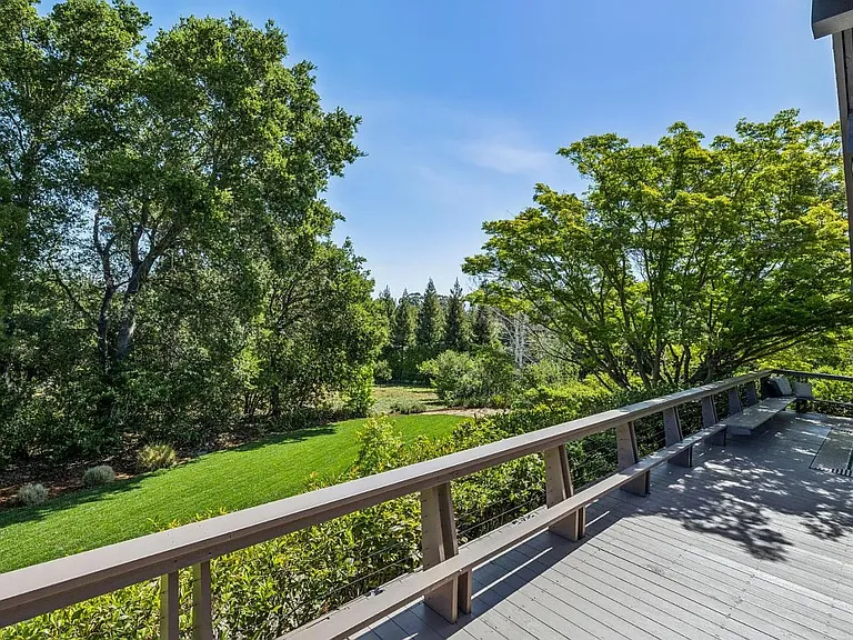 25845 Springhill Dr — Photo 13