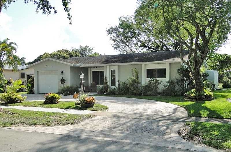 1st image of 5067 SW 89th Ave