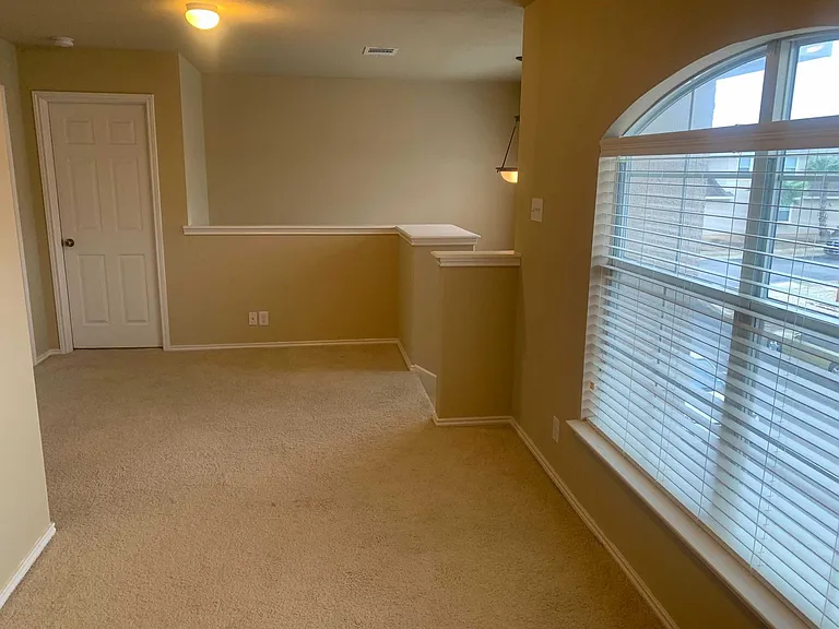 6735 Biscay Bay — Photo 15