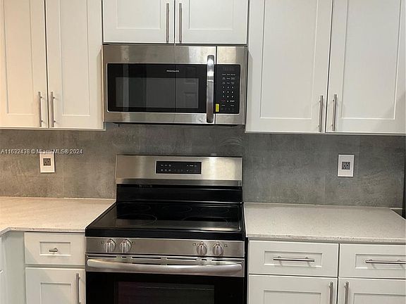 5th image of 6752 Sienna Club Dr