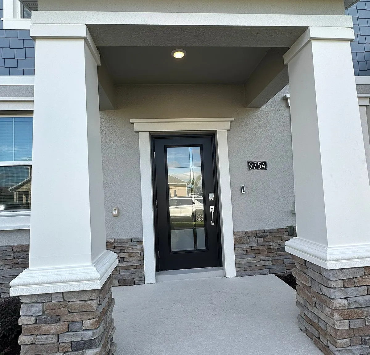 3 bed, 1615 sqft, $2,600 — Photo 2