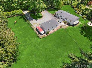 25215 NE 52nd Pl, Redmond, WA