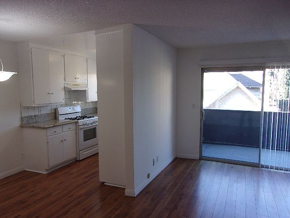 5th image of 11334 Nebraska Ave APT 9