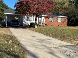 4614 Needham Dr, Fayetteville, NC 28311