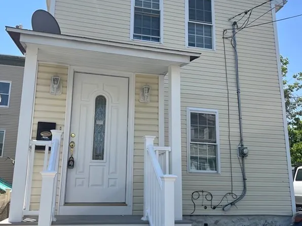 6 Rhine St, Lawrence, MA 01841