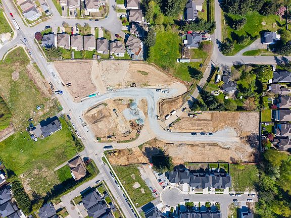 3rd image of 2736 Station Rd