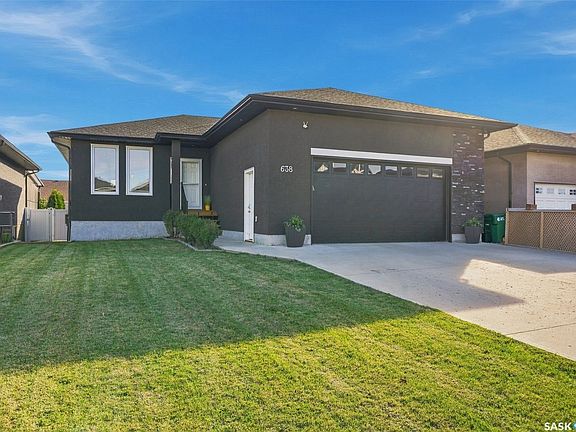 2nd image of 638 Aspen Crescent