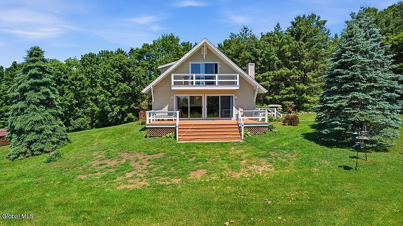 2nd image of 121 Quivey Hill Road