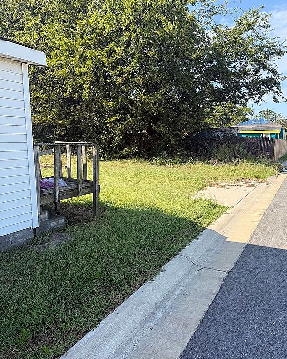2nd image of 239 N 5th St