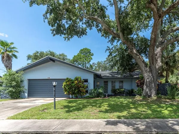 1100 Webb Dr, Clearwater, FL 33755