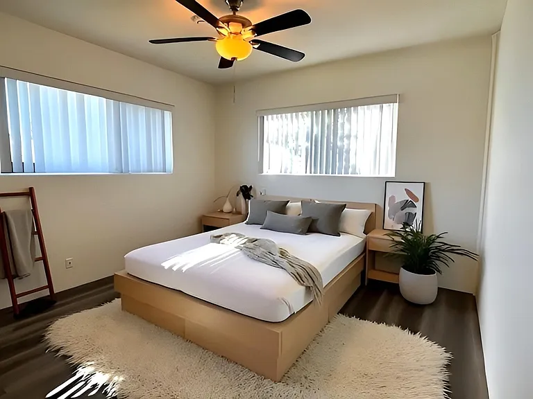 12425 Harris Ave #C5 — Photo 3