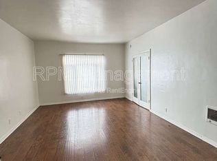 615 S Normandie Ave APT 26, Los Angeles, CA 90005