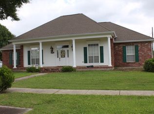 5742 Dene Dr, Houma, LA 70364