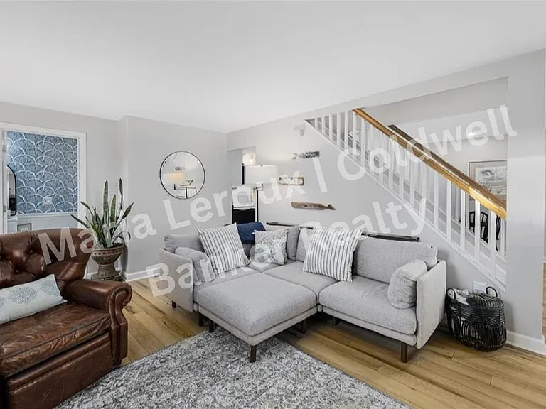 208 Marlborough St #4 — Photo 3