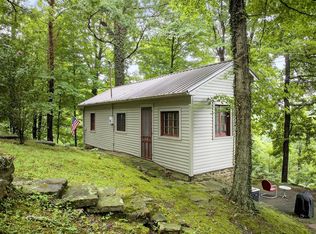 255 Clubhouse Ln, Hawesville, KY 42348
