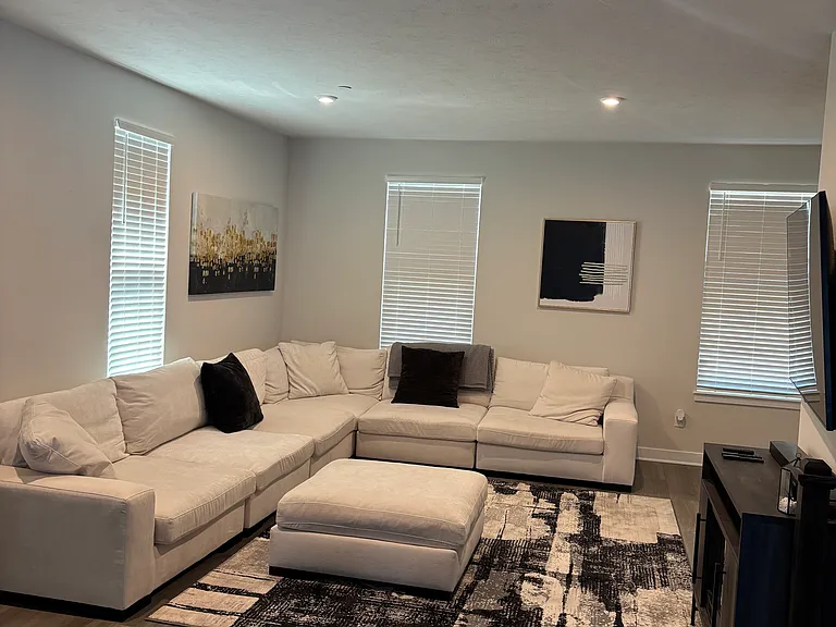 501 Nolan Cir — Photo 16