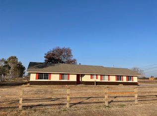 16564 La Canada Rd, Madera, CA 93636