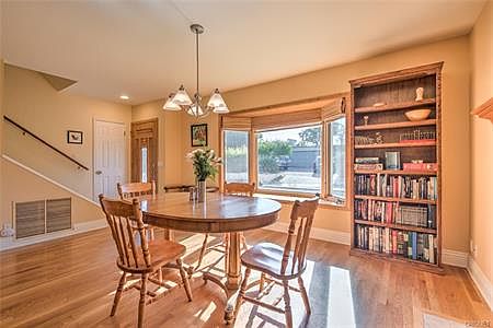 3rd image of 7665 Airlie Dr
