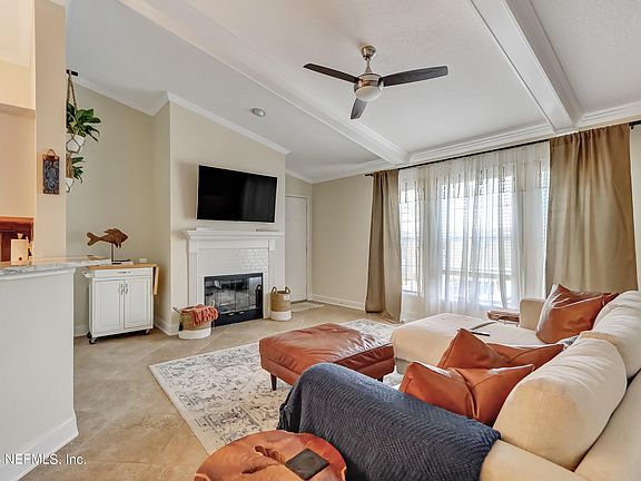 3rd image of 75 JARDIN DE MER Place #75
