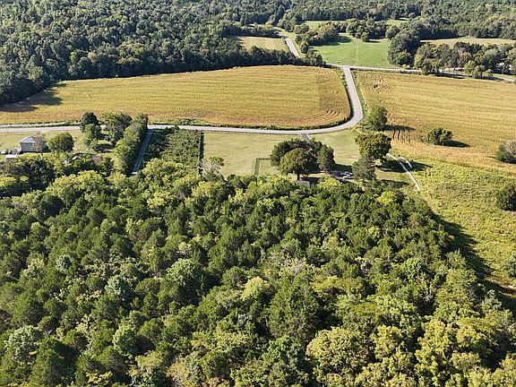 3rd image of 591 Jug Creek Rd