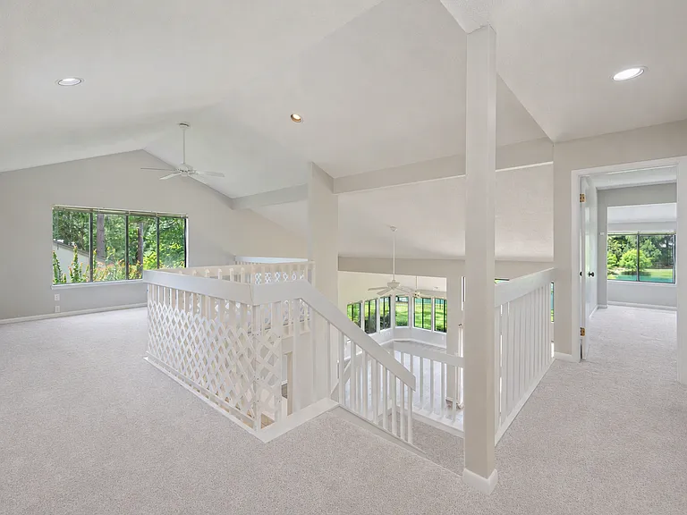 1219 Oakmont Dr — Photo 36