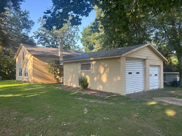 310 Scribner St, Delton, MI 49046