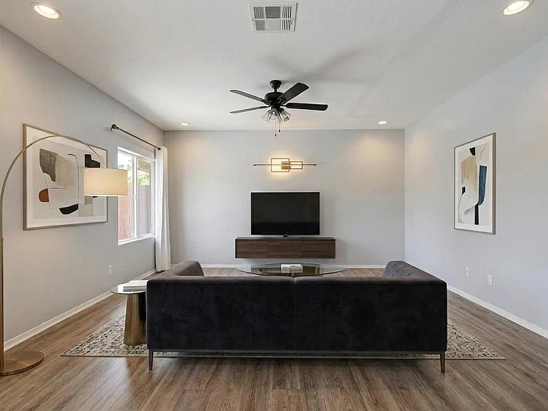 10289 Gibson Isle Dr — Photo 2