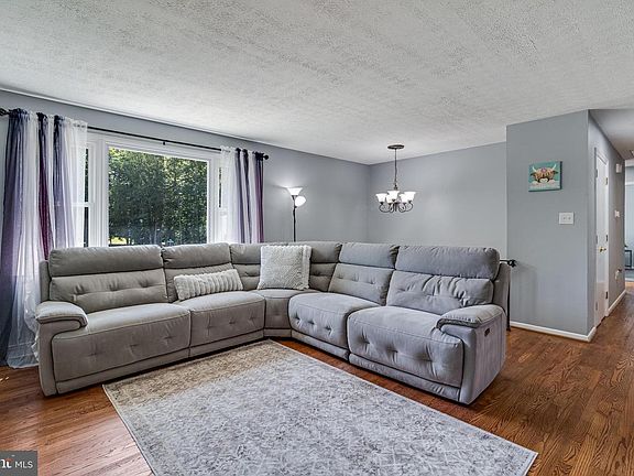 2nd image of 37636 Handel Dr