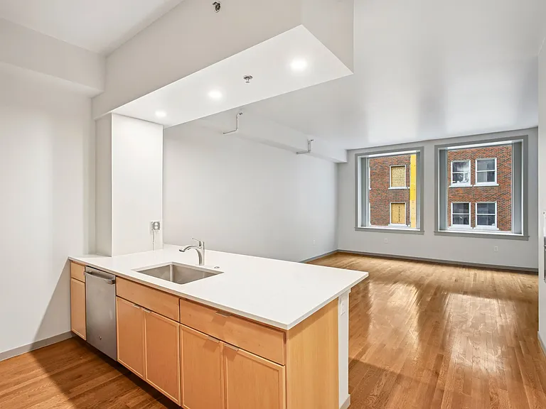 Sentinel Lofts — Photo 28