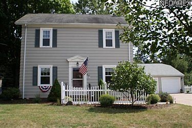 2nd image of 418 E Chestnut St