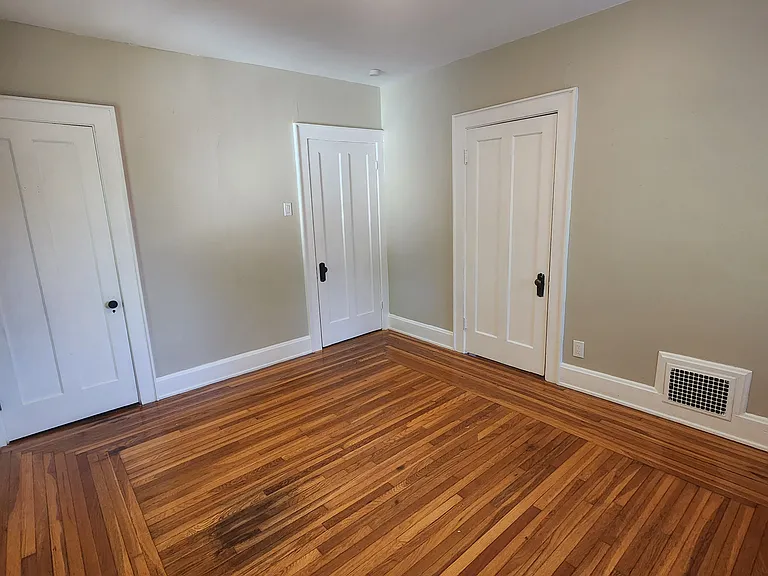 1030 Schiff Ave #2 — Photo 9