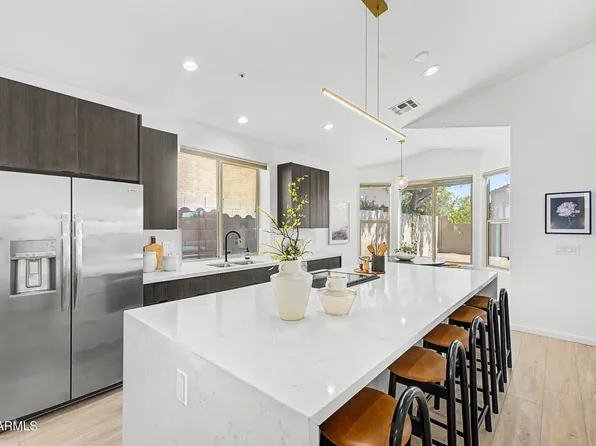 9047 E ROCKWOOD Drive, Scottsdale, AZ 85255