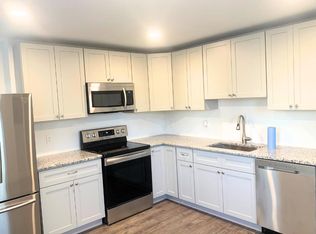 261 Main St FLOOR 2, South Amboy, NJ 08879