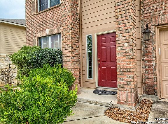2nd image of 7910 Red Oak Vis