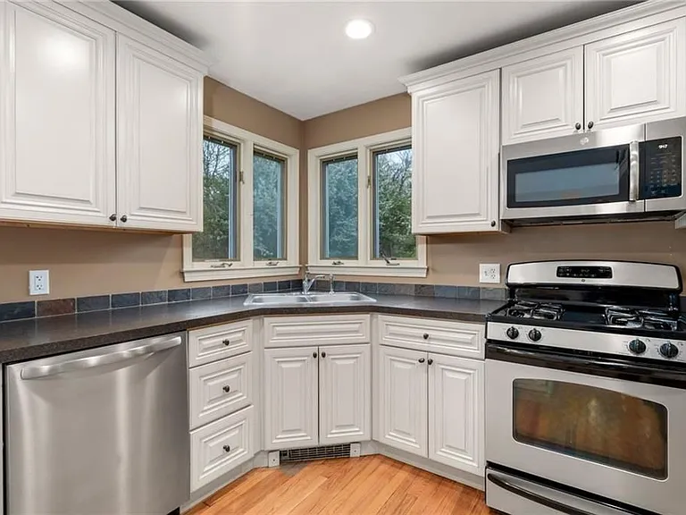 43 Bluegrass Dr — Photo 15