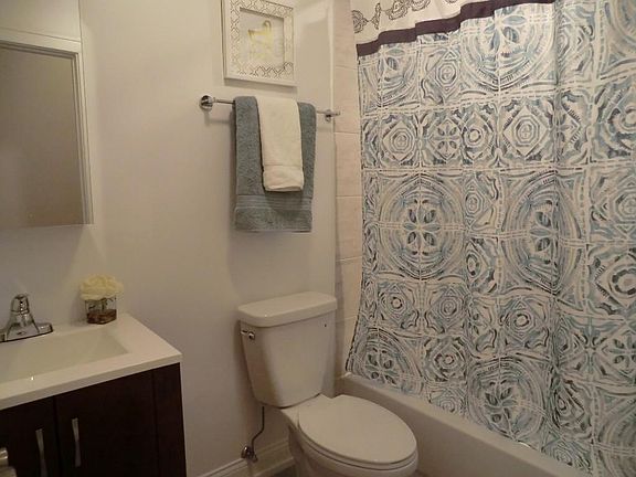 4th image of 4915 W Cuyler Ave