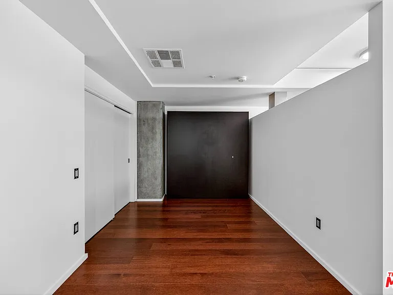 1155 S Grand Ave #915 — Photo 8