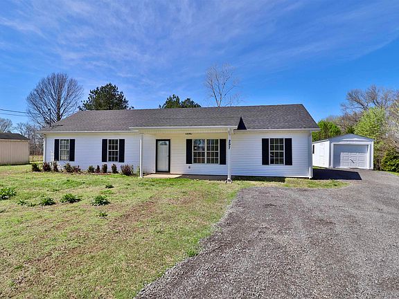 2nd image of 297 Joe Barfield Rd