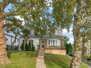 16 Gleeson Pl, Yonkers, NY 10704