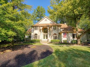 669 Founders Ridge Dr, Columbus, OH 43230