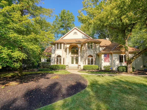 669 Founders Ridge Dr, Columbus, OH 43230