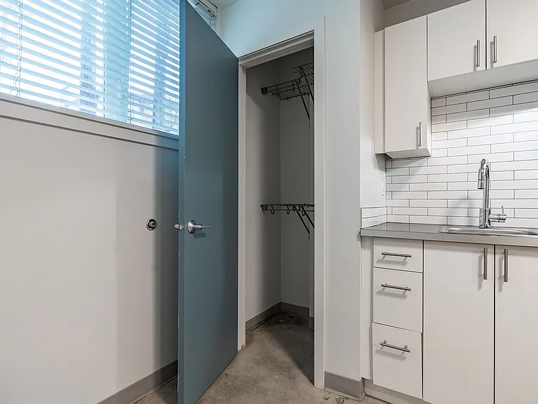 Alcove First Hill — Photo 11
