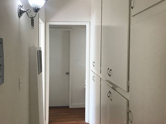 5th image of 4215 Don Tomaso Dr
