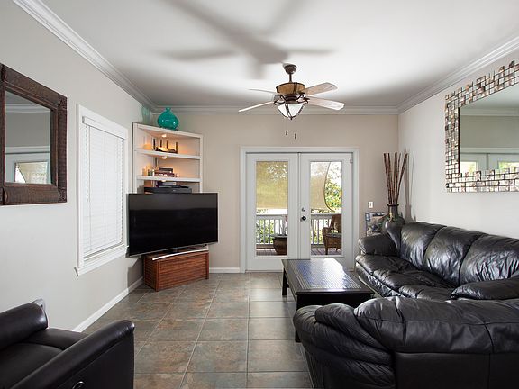3rd image of 47 Coral Way