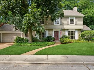 2101 Greenwood Ave, Wilmette, IL 60091