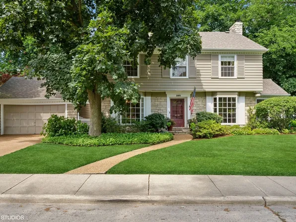 2101 Greenwood Ave, Wilmette, IL 60091