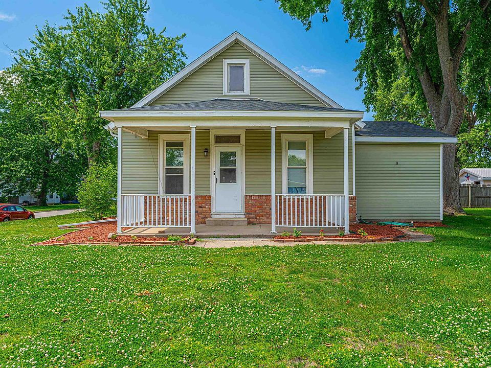 1st image of 228 Willard Ave