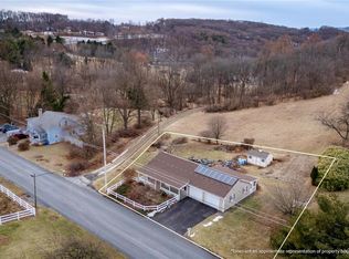 723 Almond Rd, Walnutport, PA 18088