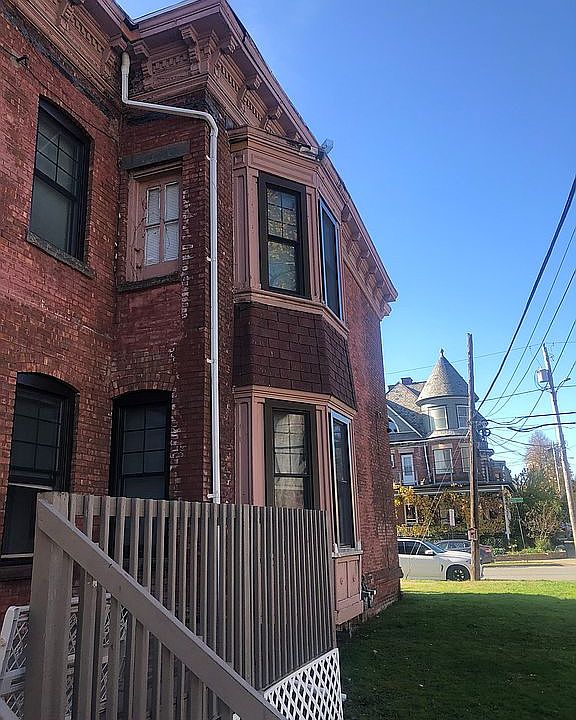 2nd image of 68 Liberty St