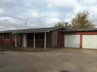 8240 W 9th St N, Wichita, KS 67212